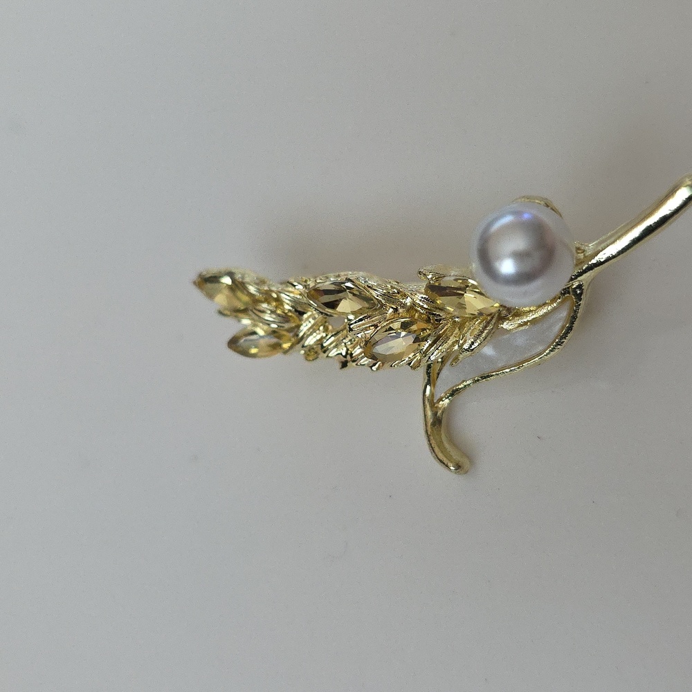Wheat Sprig Brooch with Simulated Pearl GEMS Harvest Fall - Picture 2 of 4